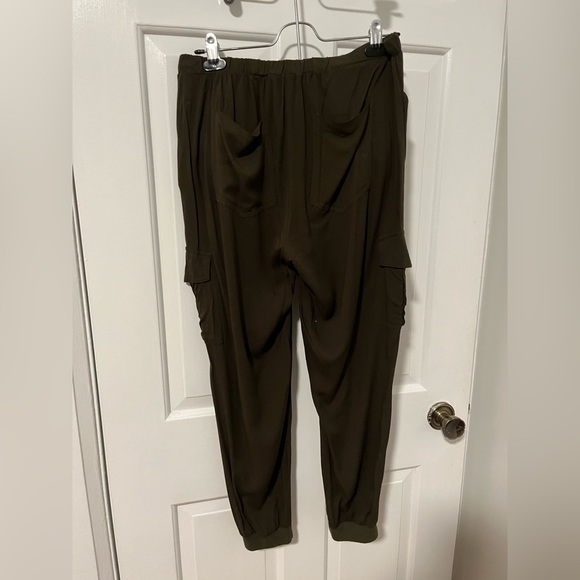 Cargo Pants - Picture 2 of 3